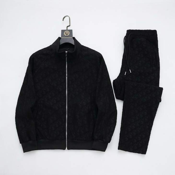 Picture of Dior Sweater Suits _SKUDiorM-3XL25wx502538485